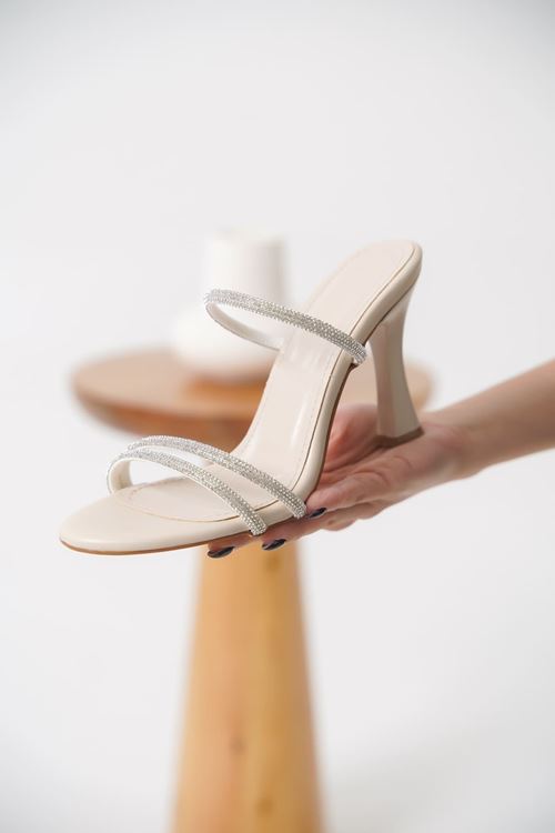 Dorothy Topuklu Bej Kadın Terlik