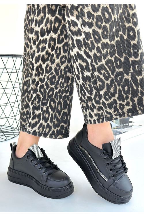 Leope Siyah Cilt Bağcıklı Spor Ayakkabı