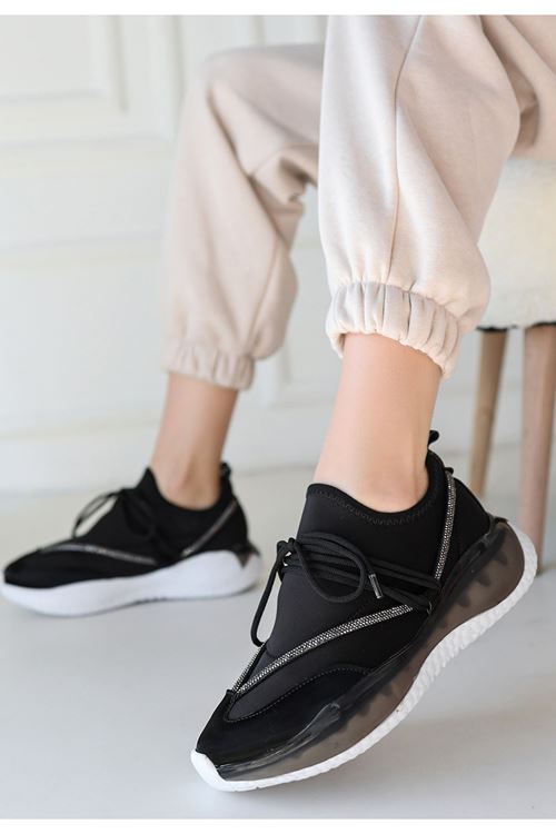 Liney Siyah Rugan Bağcıklı Spor Ayakkabı