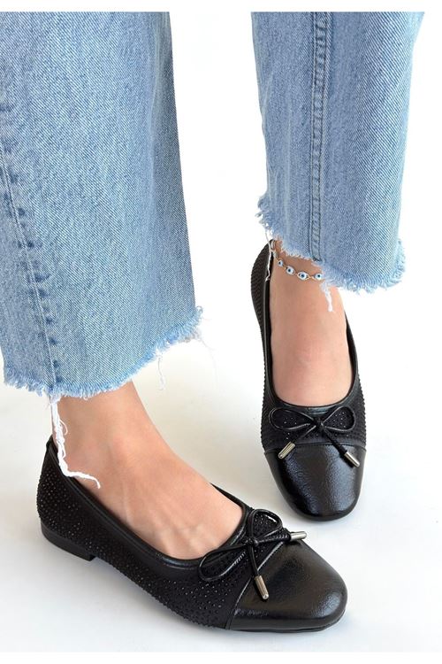 Etya Siyah Cilt Babet Ayakkabı