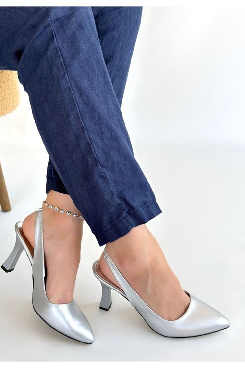 Feey Gümüş Cilt Topuklu Ayakkabı
