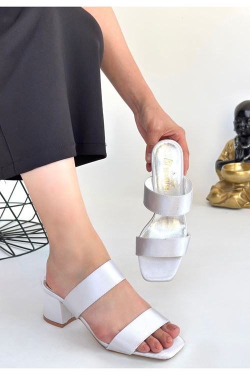 Osper Gri Saten Topuklu Terlik