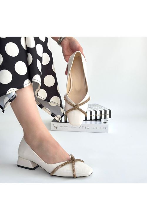 Pety Ten Rugan Topuklu Ayakkabı