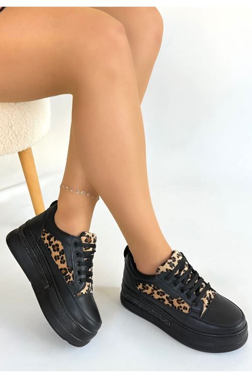 Lorrin Siyah Cilt Leopar Detaylı Bağcıklı Spor Ayakkabı