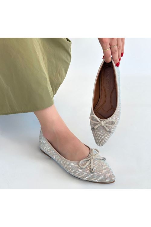 Sarra Bej Saten İşlemeli Babet Ayakkabı