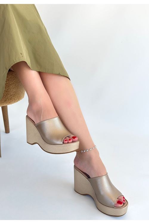 Tlay Bej Cilt Dolgu Topuk Terlik