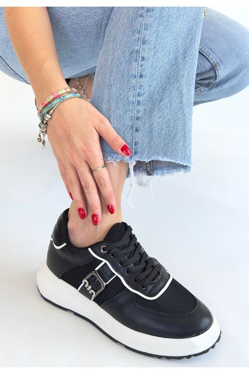 Tanwe Siyah Cilt Bağcıklı Spor Ayakkabı