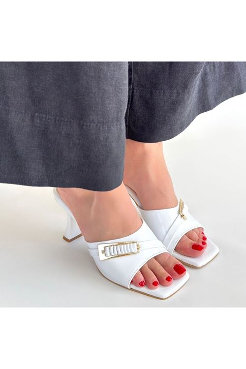 Sief Beyaz Rugan Topuklu Terlik