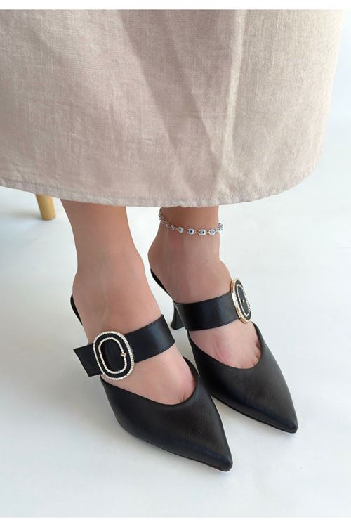 Yote Siyah Cilt Topuklu Terlik