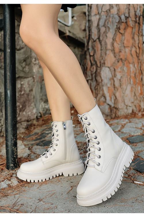 Toan Bej Cilt Bağcıklı Bot