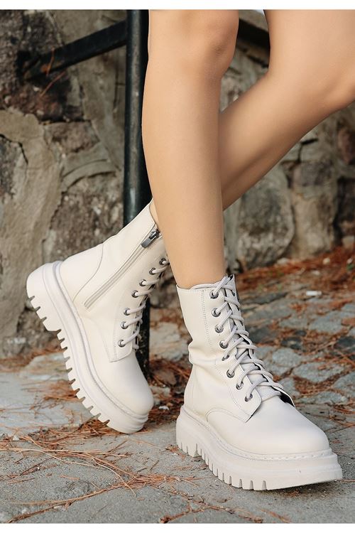 Toan Bej Cilt Bağcıklı Bot