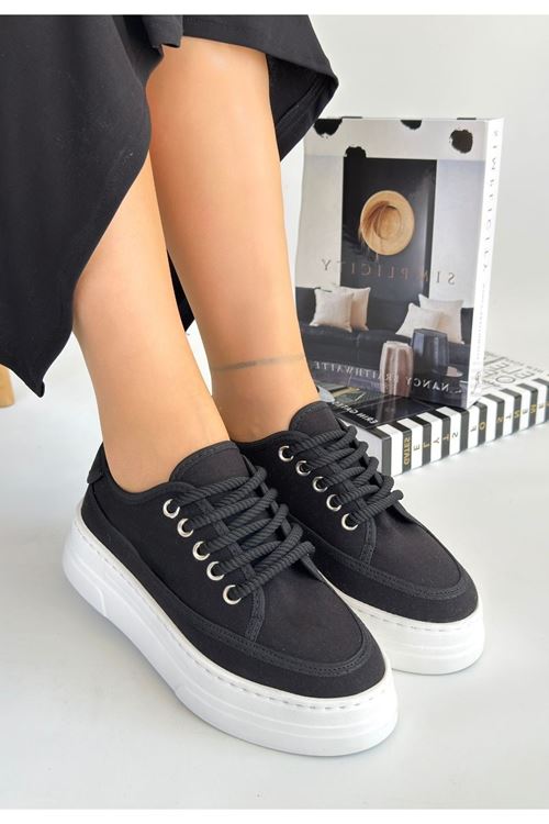 Carin Siyah Keten Bağcıklı Spor Ayakkabı