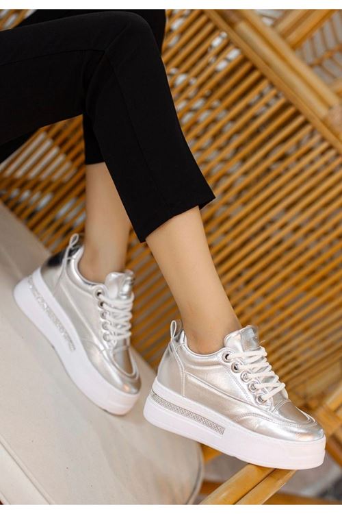 Lulu Gümüş Rugan Bağcıklı Spor Ayakkabı