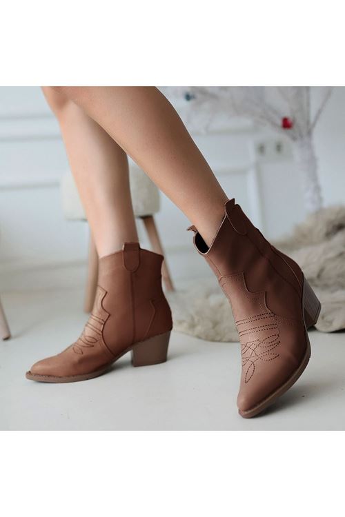 Akver Kahverengi Cilt Topuklu Bot