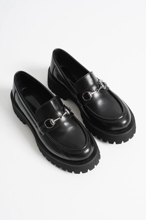 Toka Detaylı Siyah Günlük Loafer Ayakkabı SHTR10MS04A