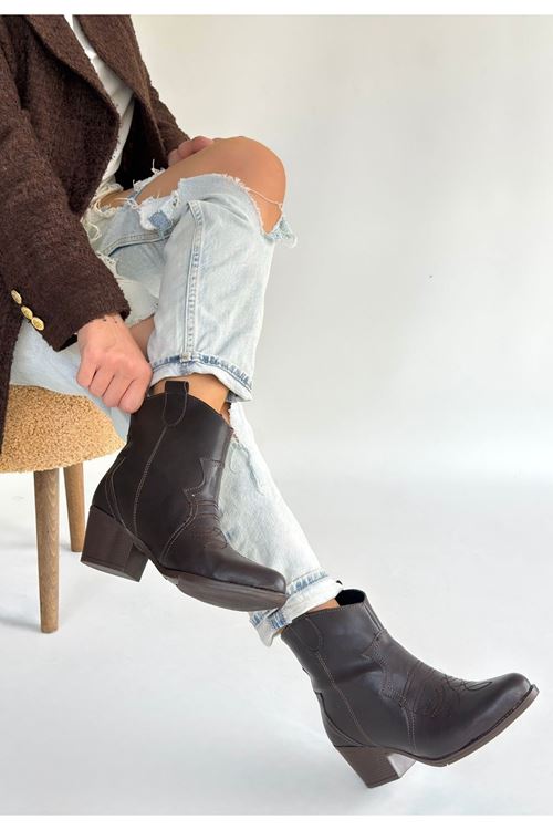 Akver Acı Kahve Cilt Topuklu Bot