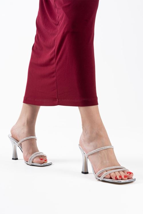 Gümüş Ayna Taşlı Kadın Topuklu Terlik SHTR20MY01E