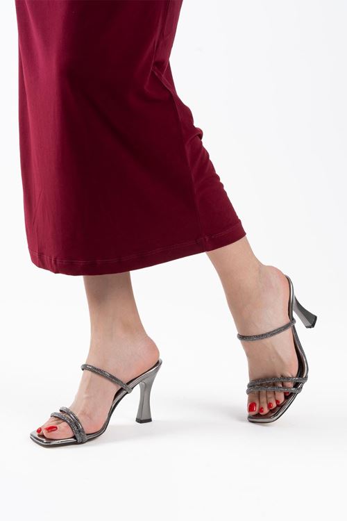 Füme Ayna Taşlı Kadın Topuklu Terlik SHTR20MY01G