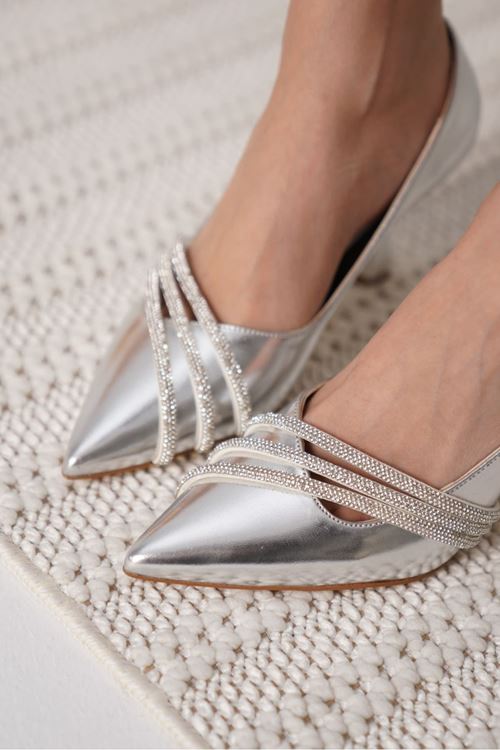 Gümüş Rugan Kadın Topuklu Ayakkabı SHTR18MS02B