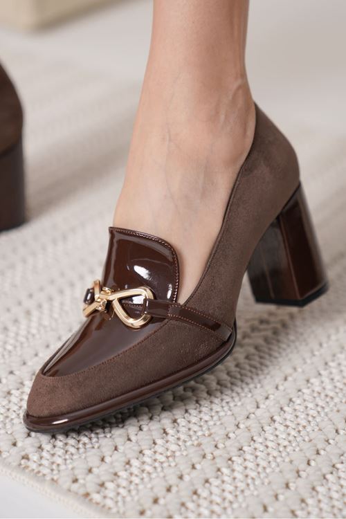 Acı Kahve Rugan Süet Detaylı Kadın Topuklu Ayakkabı SHTR18MS10E