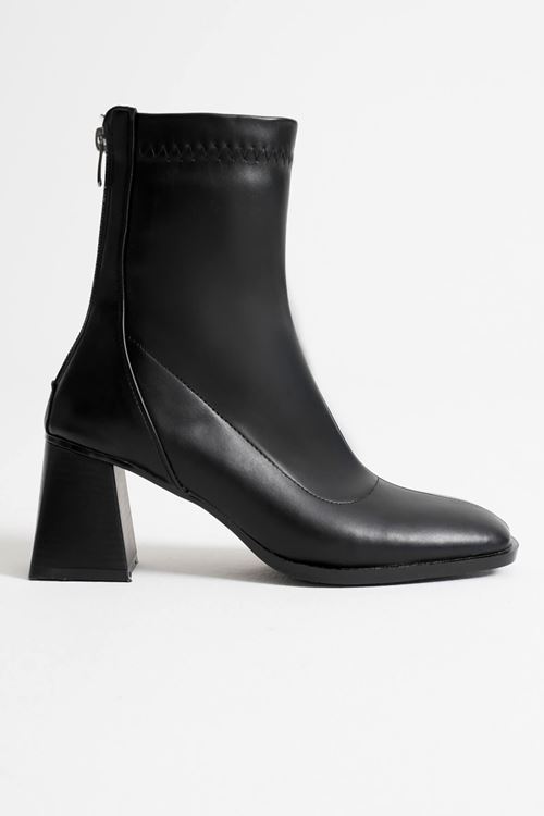 Arvena Siyah Kalın Topuklu Streç Bot