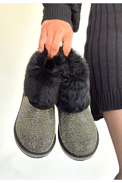 Linka Siyah Süet Gümüş Boncuk İşlemeli Bot