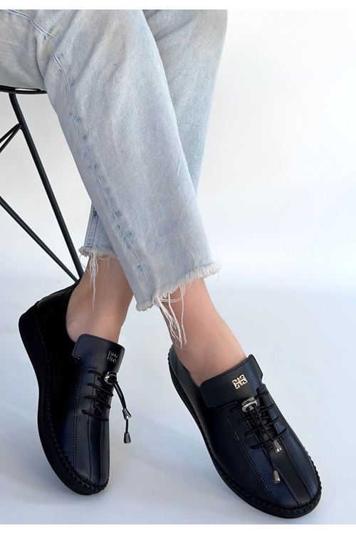 Warte Siyah Deri Bağcıklı Spor Ayakkabı