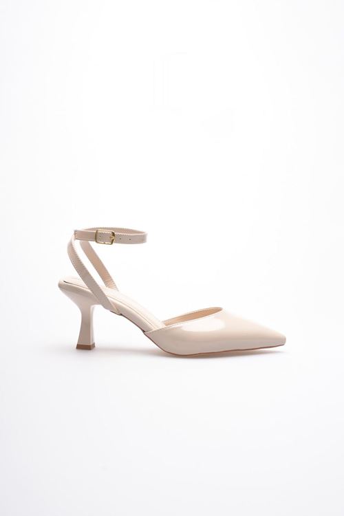 Kadın Bej Rugan Topuklu Ayakkabı EATR03MS02C