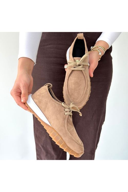 Sier Bej Süet Bağcıklı Spor Ayakkabı