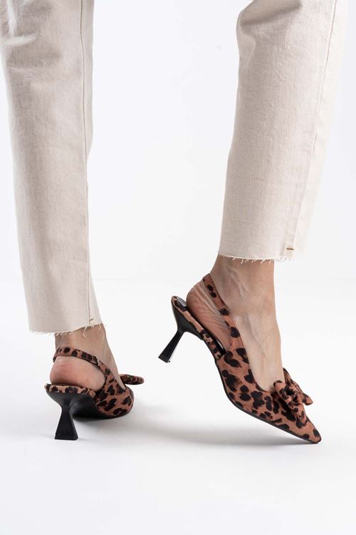 Leopar Fiyonklu Kitten Topuklu Slingback Kadın Ayakkabı EATR08MS24D