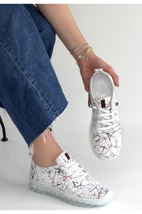 Kinte Beyaz Desenli Deri Bağcıklı Spor Ayakkabı