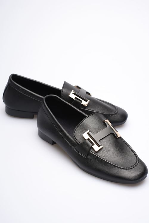 Kadın Siyah Şık Tokalı Günlük Ayakkabı EATR27MS05A