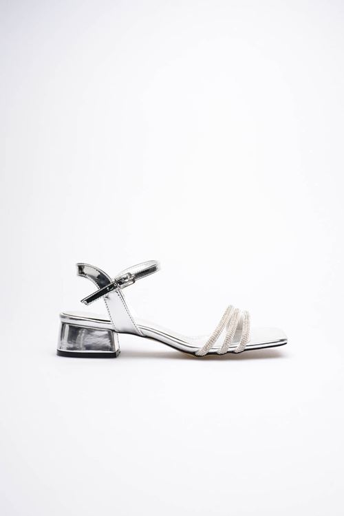 Kadın Gümüş Taş Detaylı Kalın Topuklu Şık Sandalet EATR20MY26E