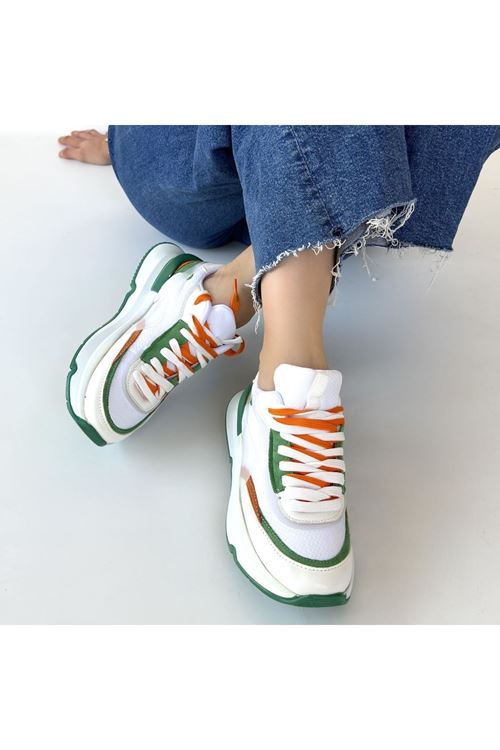 Aleh Beyaz Cilt Yeşil Detaylı Çift Bağcıklı Spor Ayakkabı