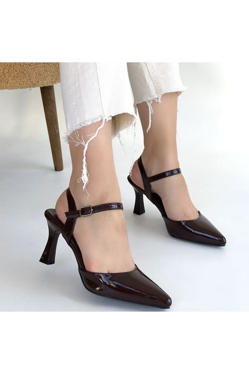 Suden Kahverengi Rugan Topuklu Ayakkabı