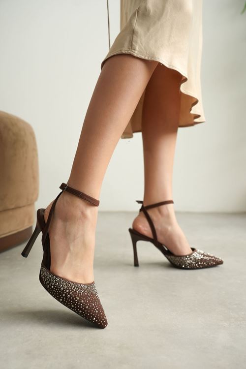 Kadın Acı Kahve Taşlı Topuklu Ayakkabı EATR08MS22C