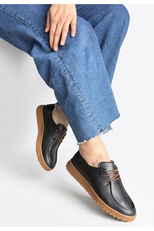 Guot Siyah Cilt Bağcıklı Babet Ayakkabı