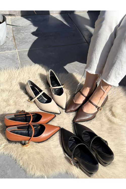 Galye Siyah Cilt Topuklu Ayakkabı